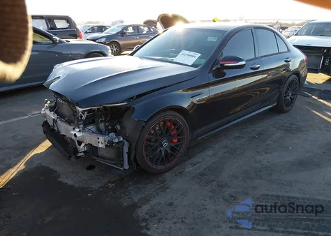 2015 Mercedes-Benz C 63 Amg S из США, поврежденный, VIN 55SWF8HB8FU081965